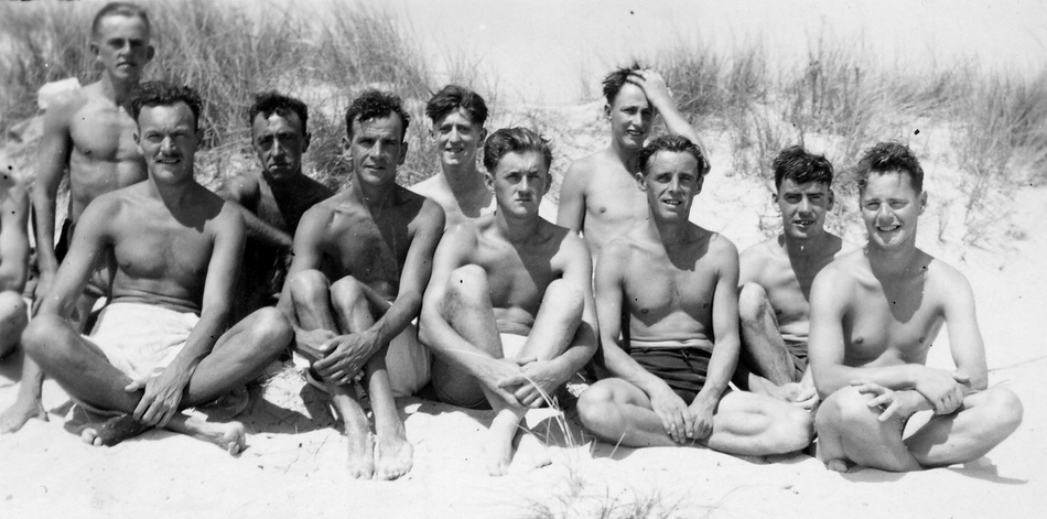 Group from No.293 Squadron on Italian Beach 