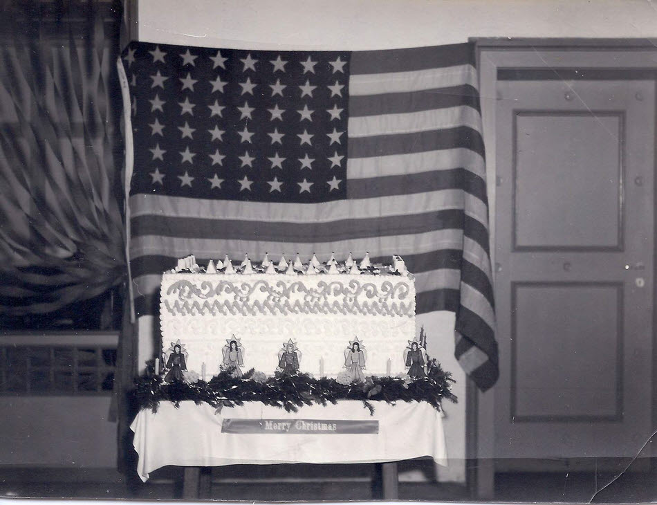 344th BG Christmas Cake, 1945 (1 of 2)