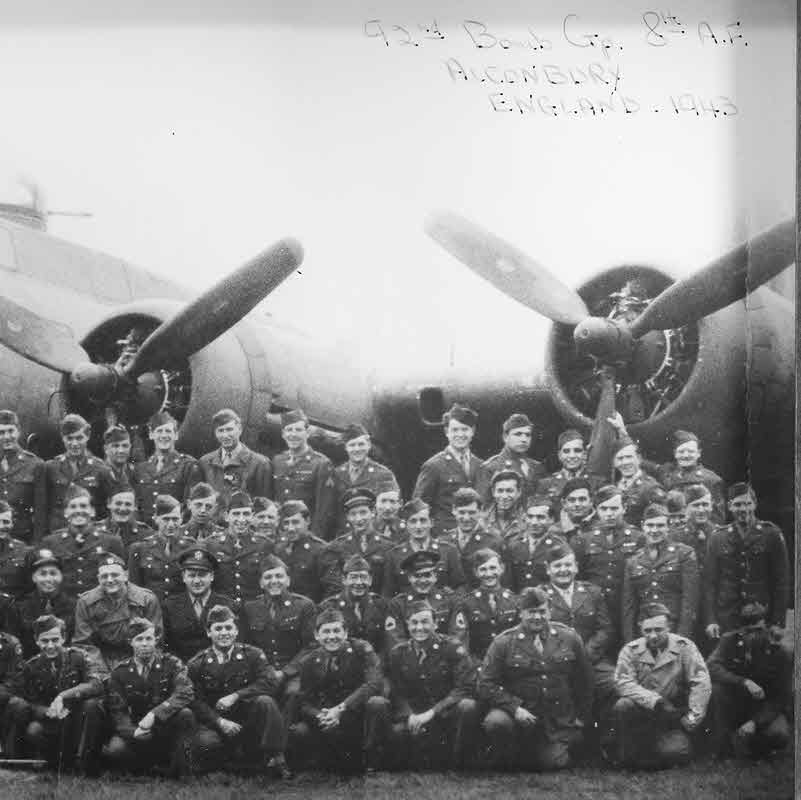 92nd Bombardment Group at Alconbury, 1943 (right) 