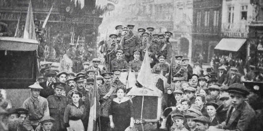 Men of the BEF in Rouen, 1914 