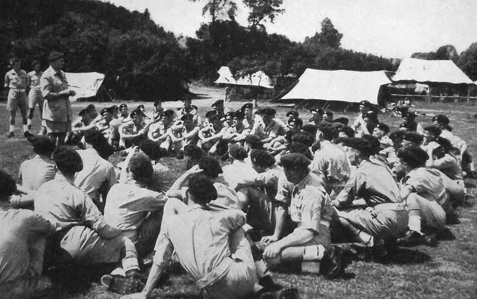 RAF Regiment being briefed, Austria, 1945 
