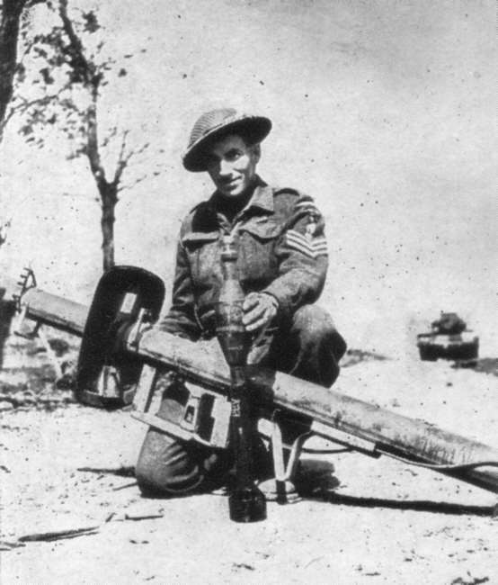 8.8cm Rakentenpanzerbusche 54/ RPzB 54