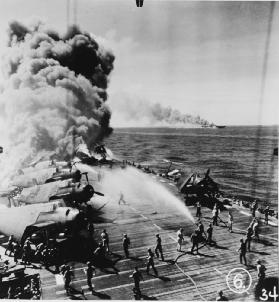 Kamikaze hit, USS Belleau Wood (CVL-24), 1944 