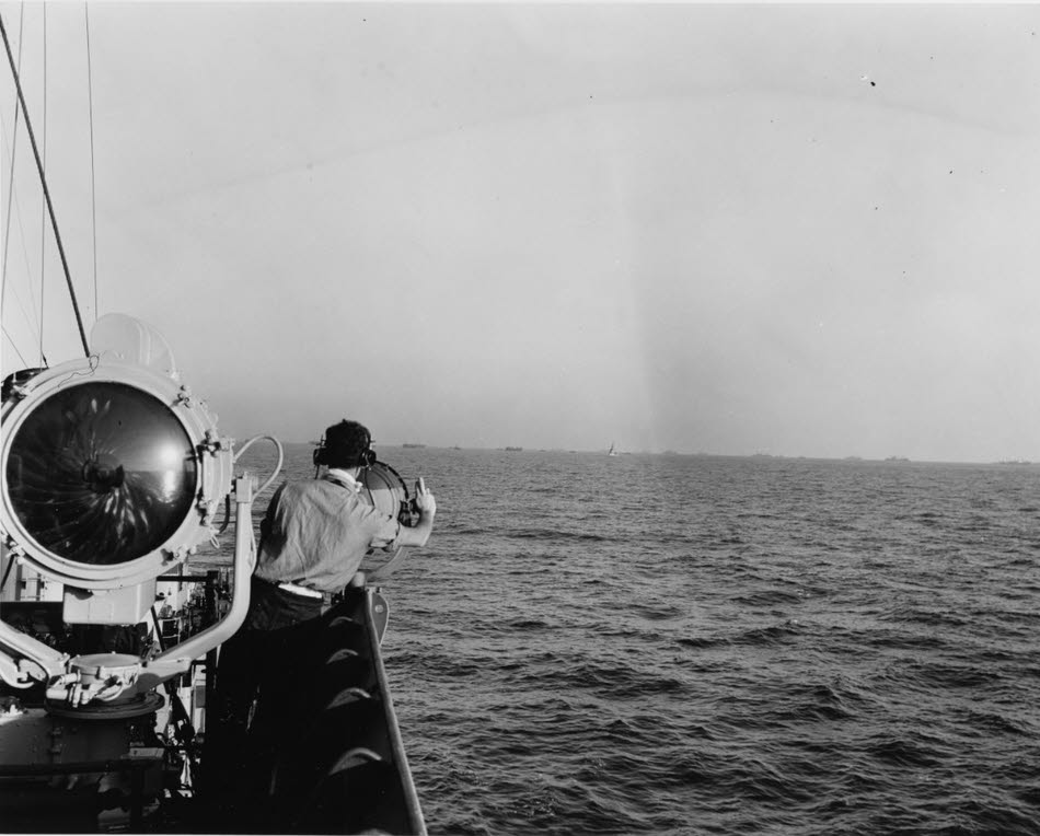 USS Buck (DD-420) signalling convoy, Sicily, July 1943 