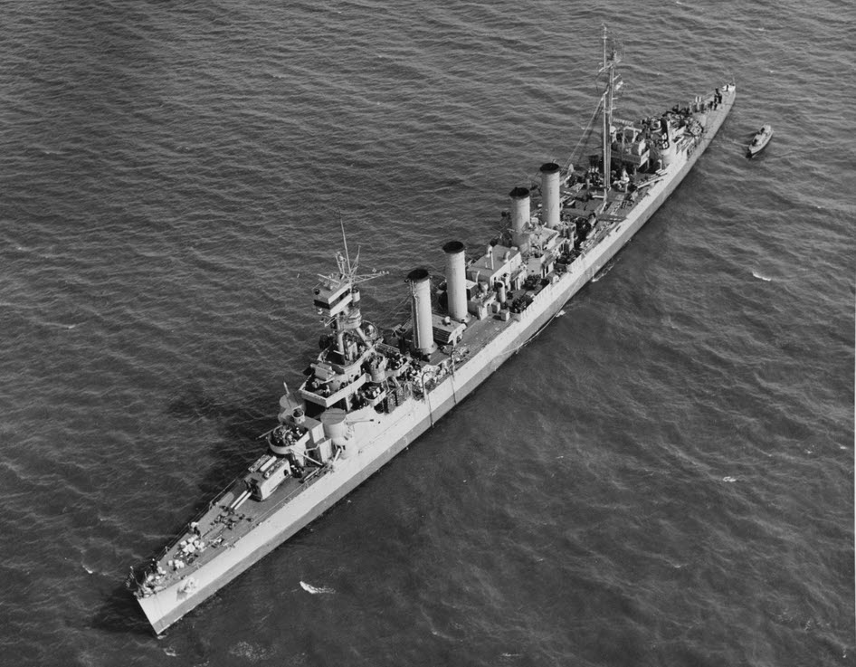 USS Cincinnati (CL-6) at New York, 22 March 1944 