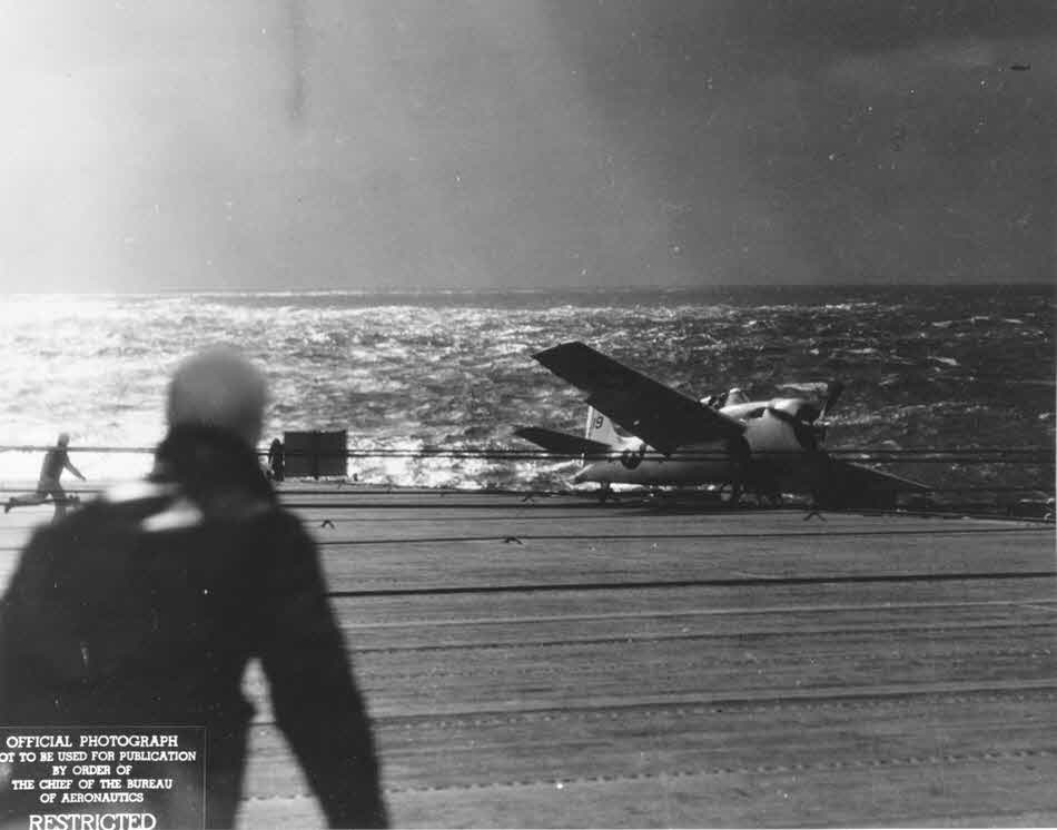 FM2 Wildcat crashes on USS Core (CVE-13)