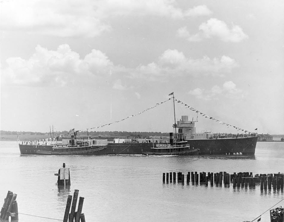 USS Corry (DD-463) being towed after launch, 1941 