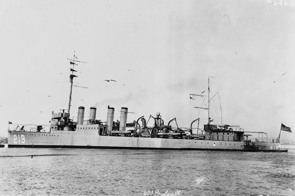 USS Edsall (DD-219) from the left 