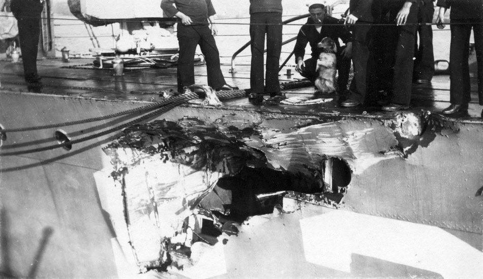 USS Fox (DD-234) after collision with HMS Ceres, 1923 
