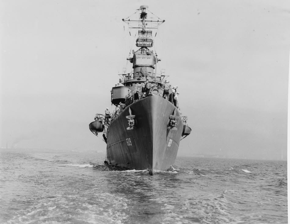 USS Gillespie (DD-609) from the front, San Francisco 