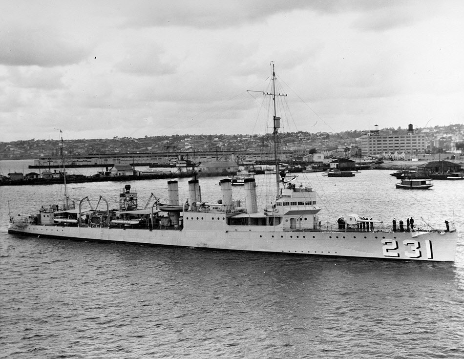 USS Hatfield (DD-231) at San Diego, early 1930s 