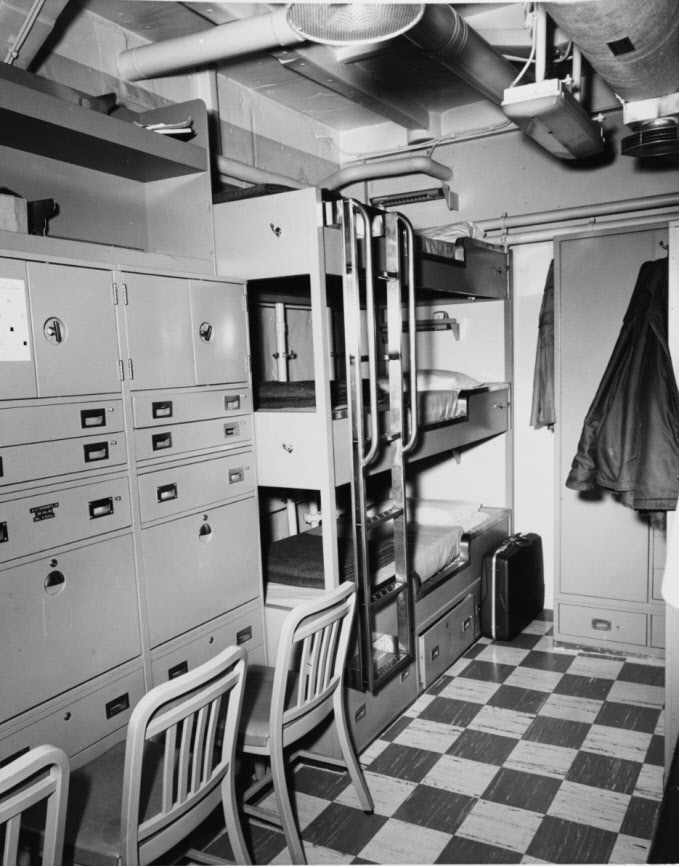 Junior Officer's Bunkroom, USS Herbert J Thomas (DD-833) 