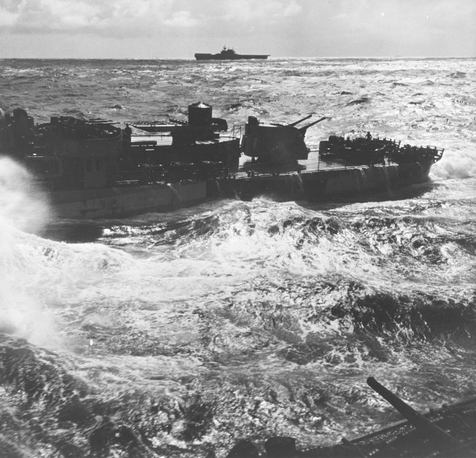 Mail transfer to USS John W Weeks (DD-701), China Sea, January 1945 