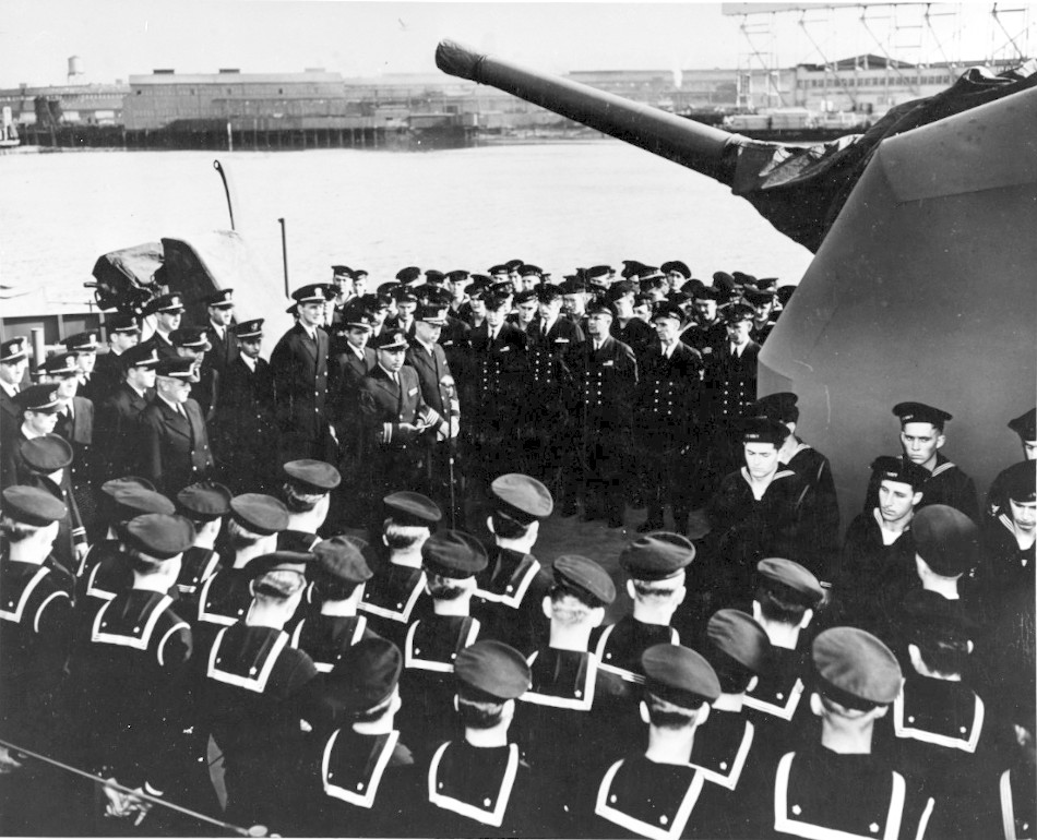 Commissioning Ceremony for USS Johnston (DD-557), 27 October 1943 