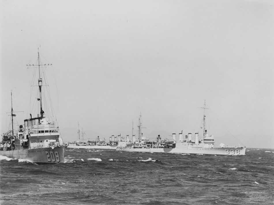 USS Long (DD-209) and USS Wasmuth (DD-338) in Alaska, 1937
