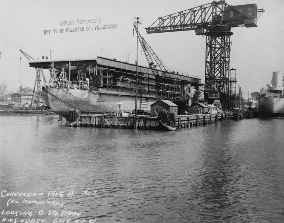 USS Long Island (CVE-1) under construction 