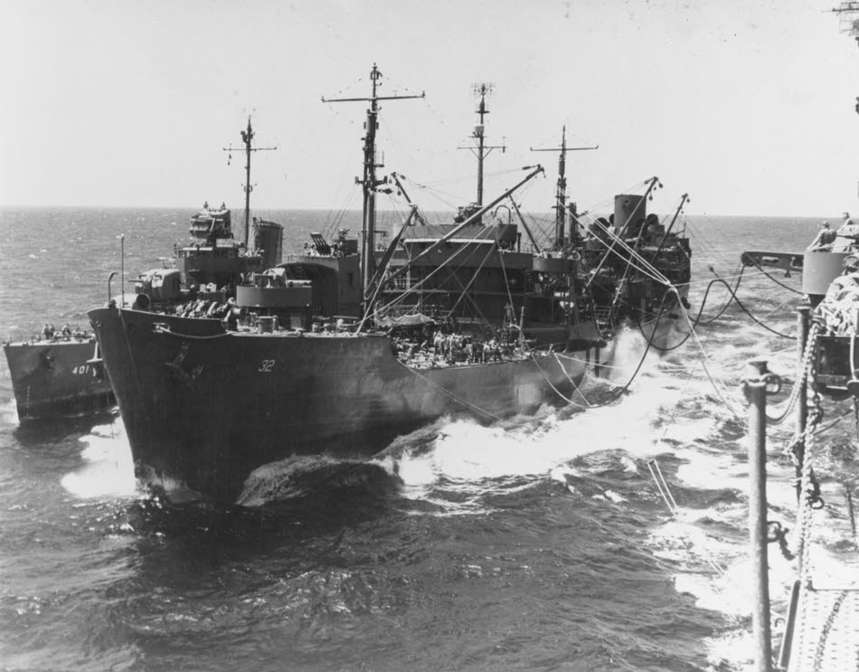 USS Maury (DD-401) refueling from USS Guadalupe (AO-32)