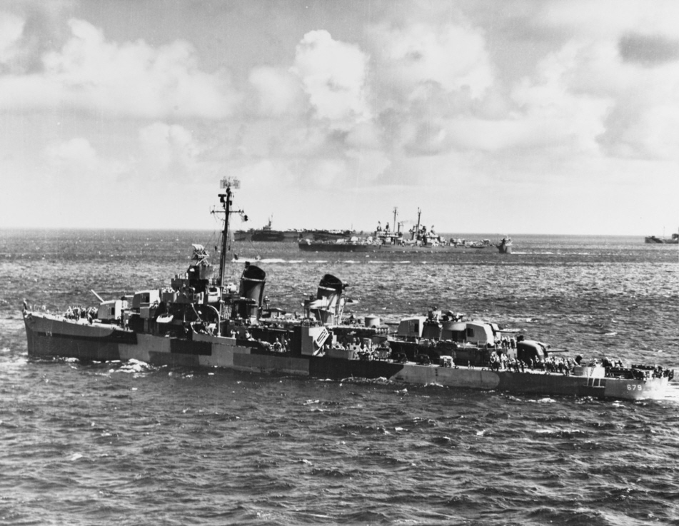 USS McNair (DD-679) leaving Roi to invade Saipan, 12 June 1944 