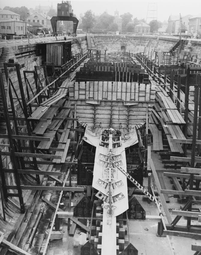USS O'Brien (DD-415) under construction, 1938 