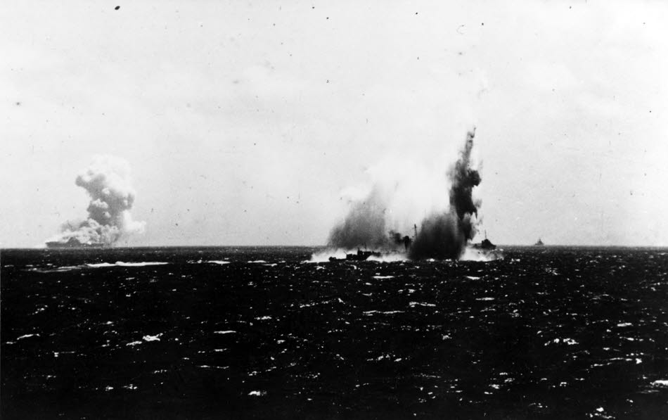 USS O'Brien (DD-415) being torpedoed, 1942 