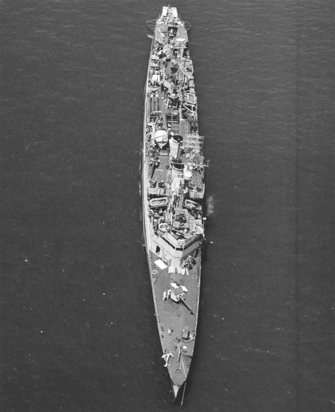 USS Paul Jones (DD-230) from above, July 1943 