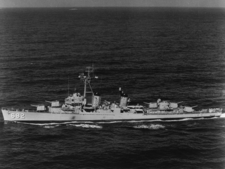 USS Porterfield (DD-682), late 1950s 
