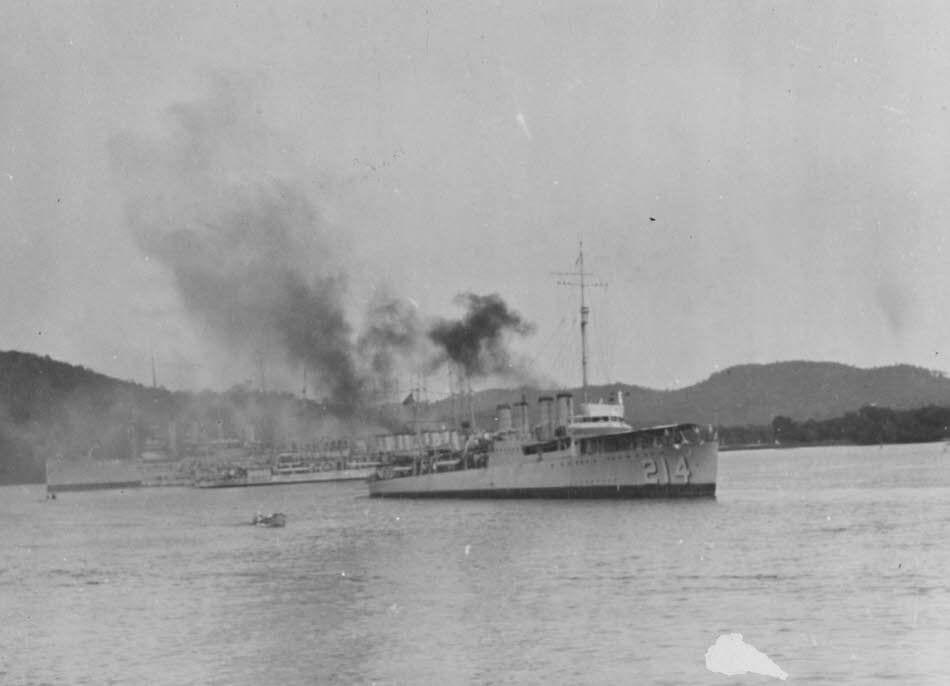 USS Tracy (DD-214) at Olongapo, Philippines, 1920s 