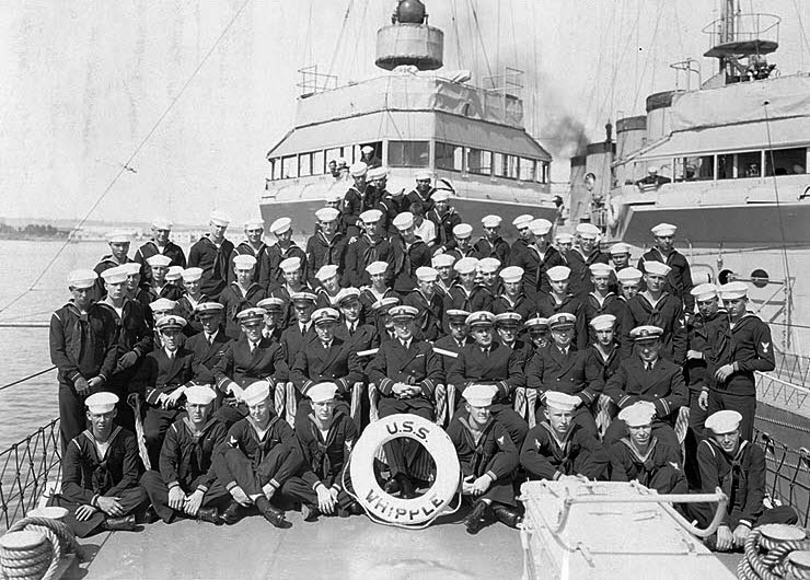 Crew of USS Whipple (DD-217) on foredeck, c.1927-29 