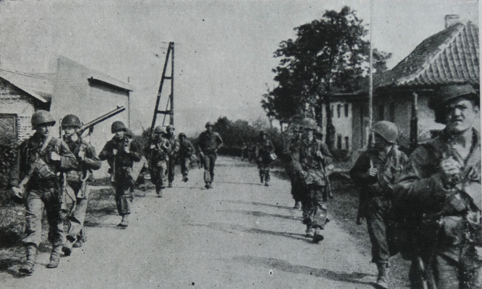 American Infantry approaching Aachen 