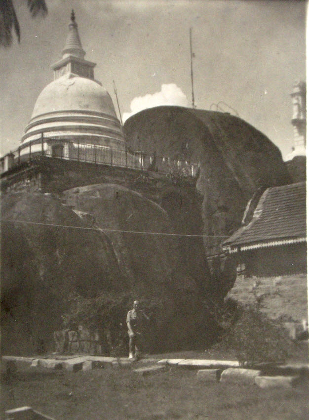 Isurumuniya Rock Temple, Anuradhapura 