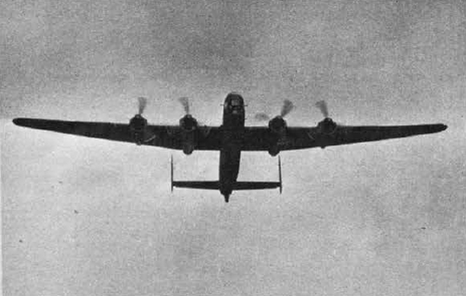 Avro Lincoln from the front 