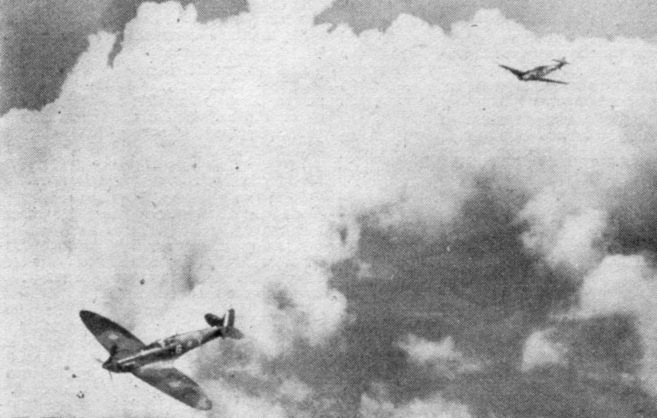 Messerschmitt Bf 109 attacks a Spitfire