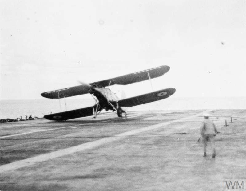 Damaged Blackburn Ripon after landing 