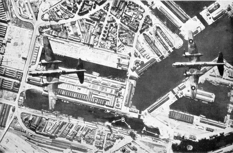 Boston IIIs over Le Havre, 16 April 1942 