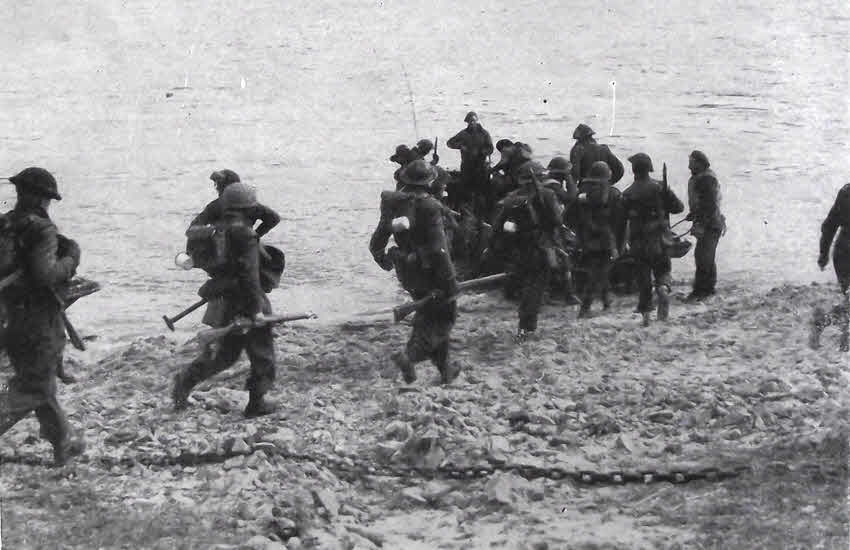British Infantry about to cross the Elbe 