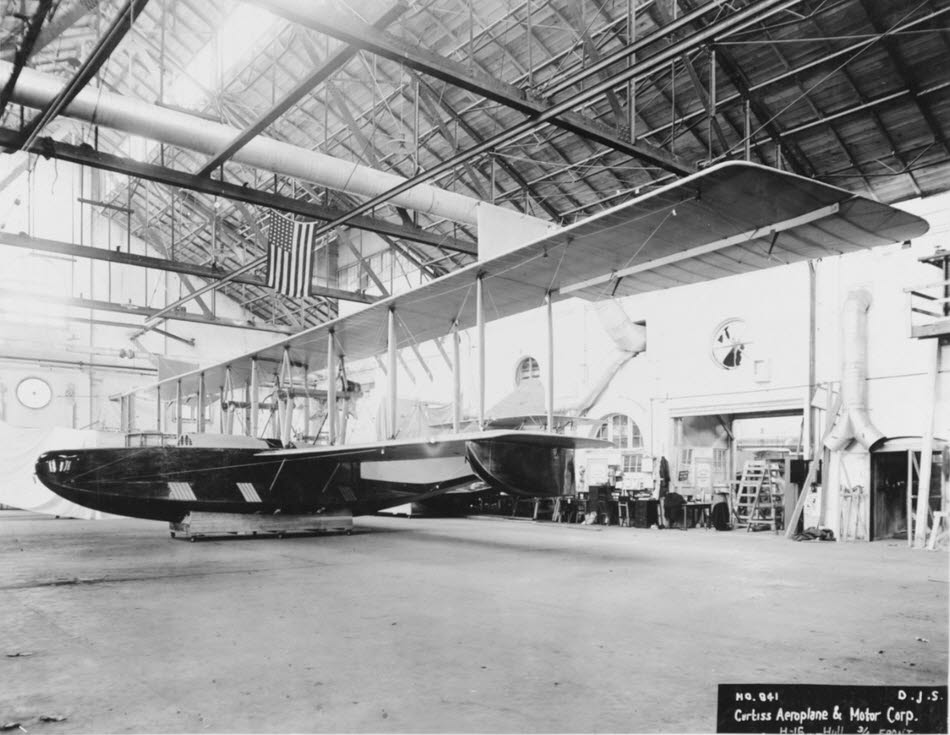 Curtiss H-16 in the factory 