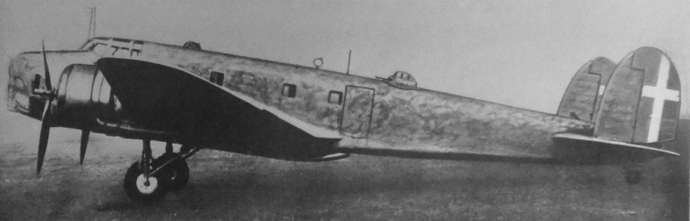 Fiat BR.20 Cicogna from the left 