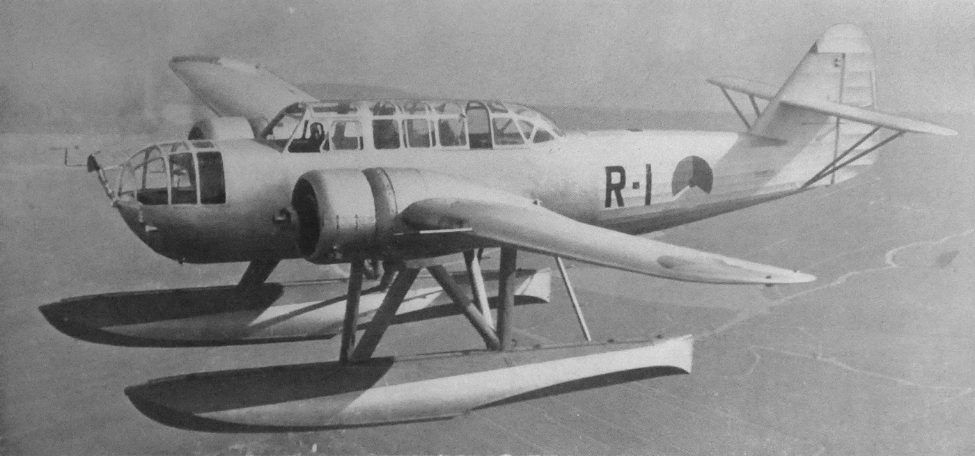 Fokker T.VIII from the left 
