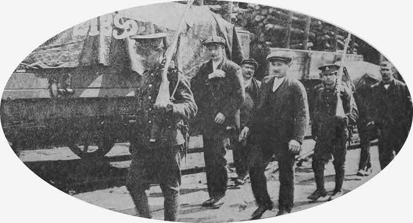Germans arrested at Swansea Docks, 1914 