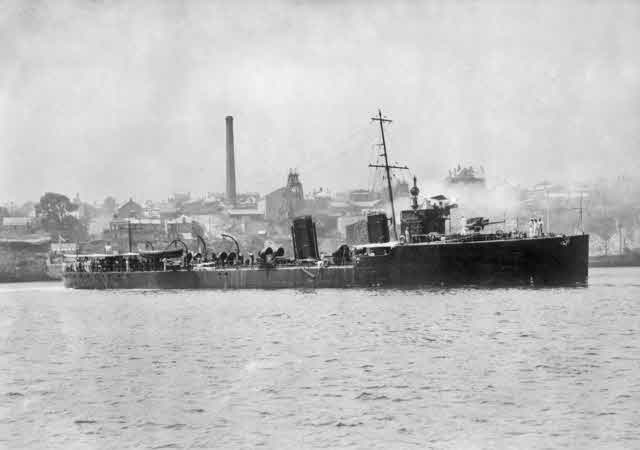 HMAS Huon at Iron Cove, 1915 
