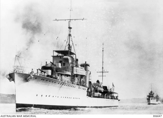 HMAS Stuart from the front 