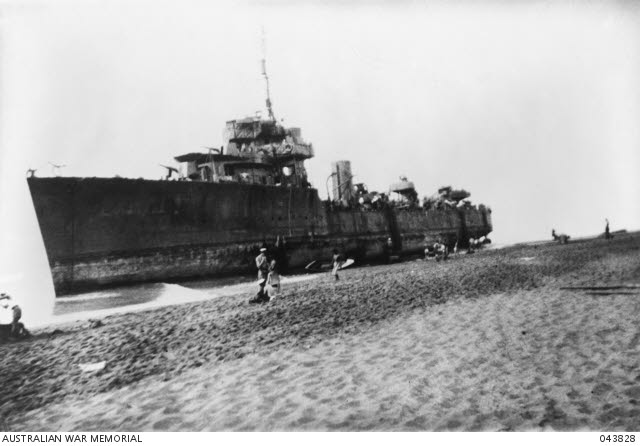 HMAS Voyager run aground, 1942 