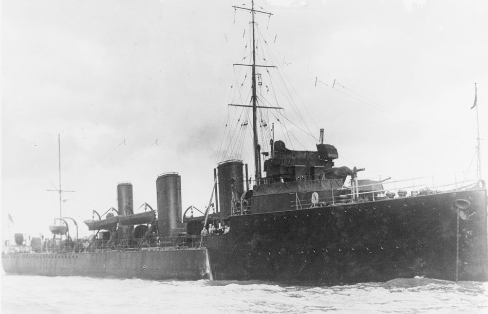 HMS Harpy from the right 
