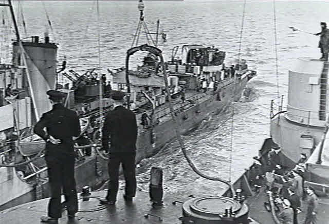 HMS Orwell refuels from HMS King George V 