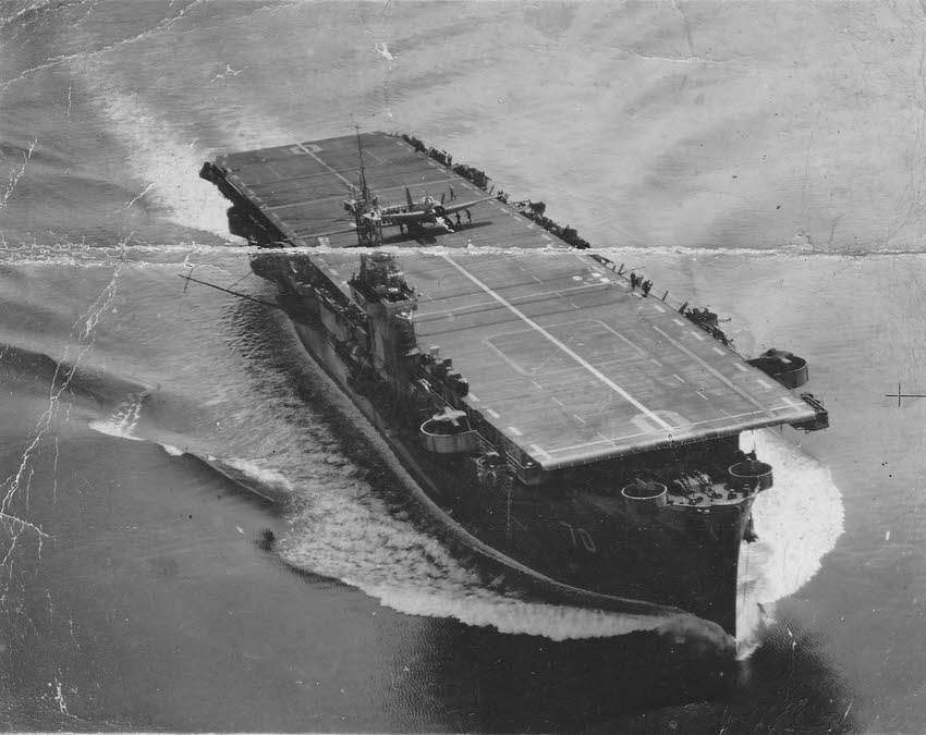 HMS Ravager (D70) seen from the air 
