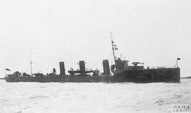 HMS Savage from the right 