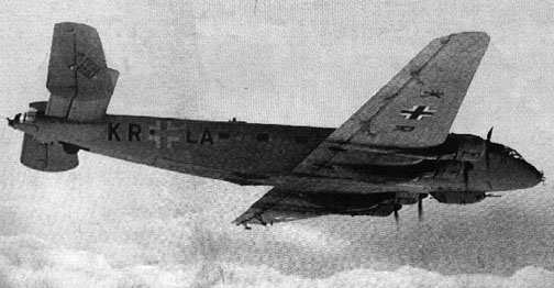 Junkers Ju 290 in flight