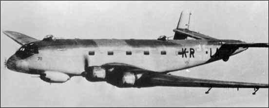 Junkers Ju 290 A5 in flight 