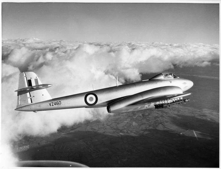 Gloster Meteor F Mk.8 in flight 