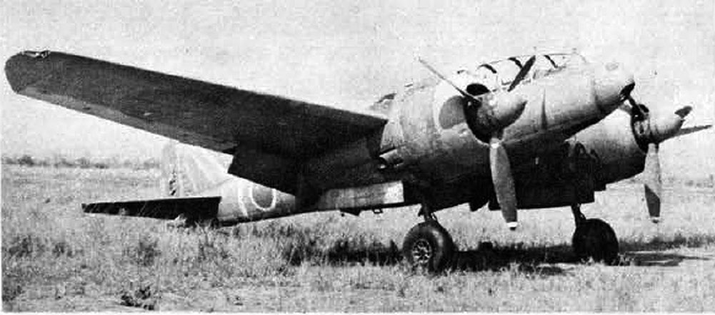 Mitsubishi Ki-46-III 'Dinah' from the right 